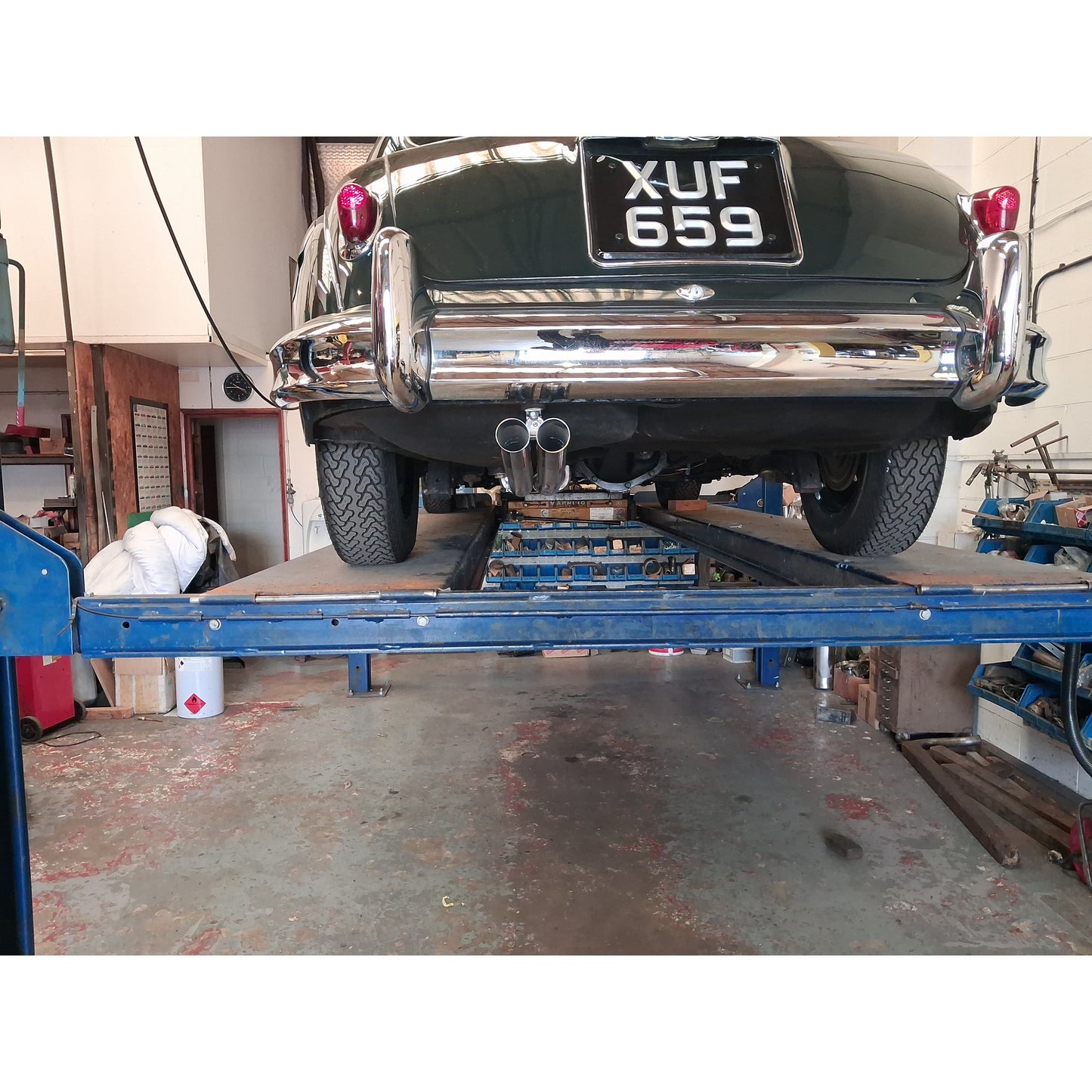 Jaguar Mark I Manifold and System