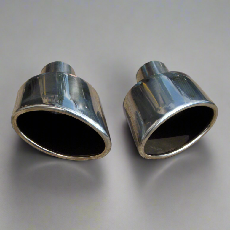 Turbo 4 - Large oval tail pipes