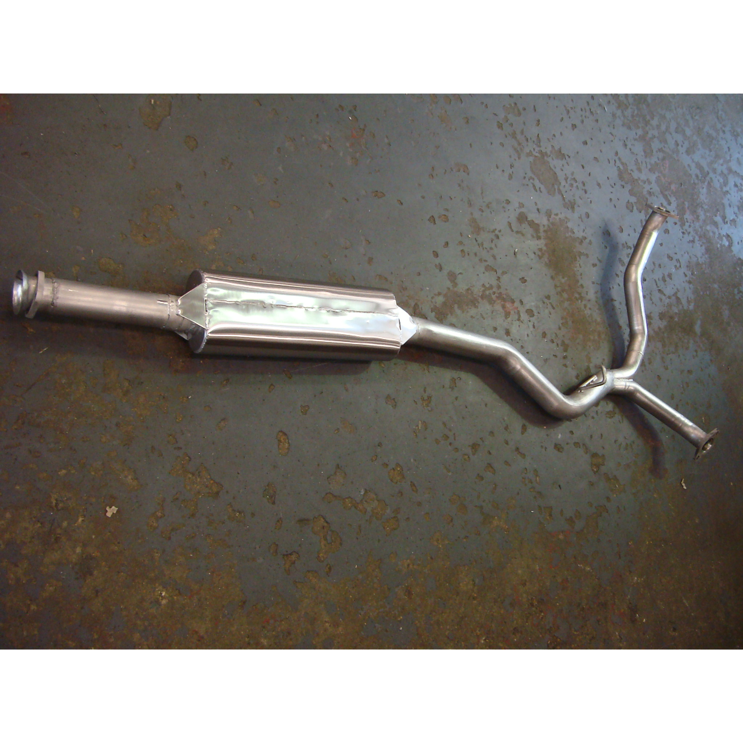 Subaru Legacy Twin Exit Centre Pipe to fit models 2004 onwards