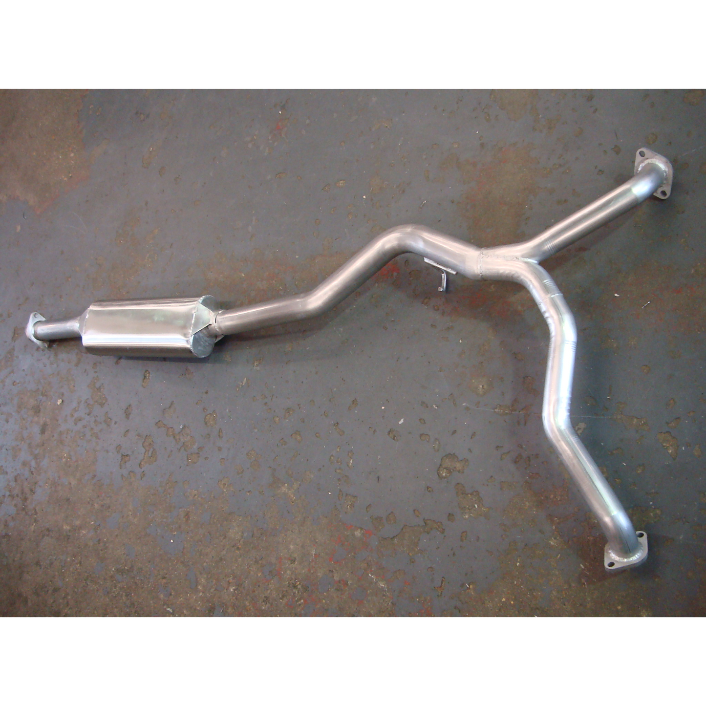 Subaru Legacy Twin Exit Centre Pipe to fit models 2004 onwards